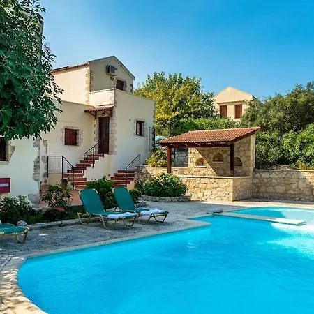 Carlas House, Kalyves