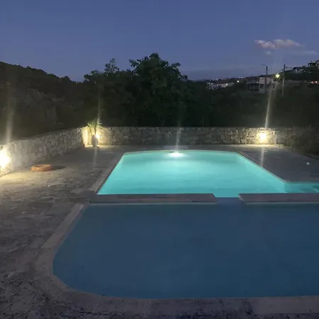Carlas House, Kalyves Villa *